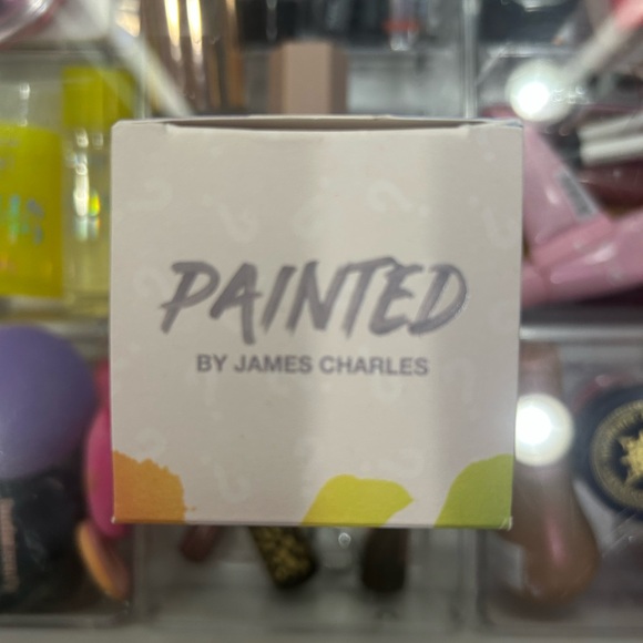 Painted sponge - Picture 2 of 3